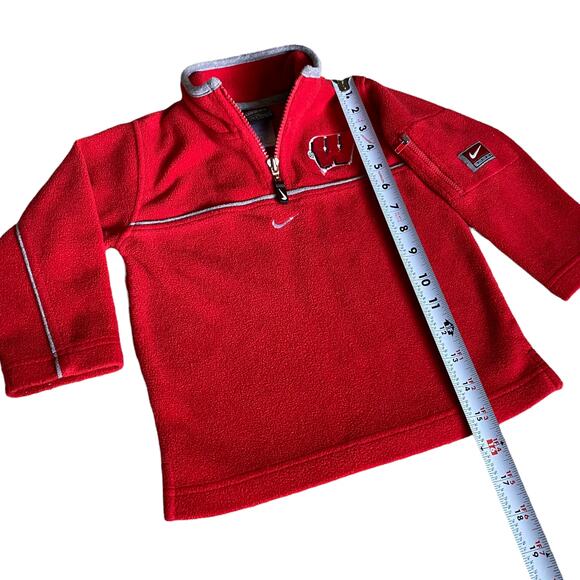 Nike Team Wisconsin Badgers 3/4 Zip Fleece Pullover Kids Sz 2T - Picture 6 of 10